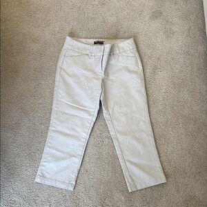 Dalia Collection Women's Light Cream Capris